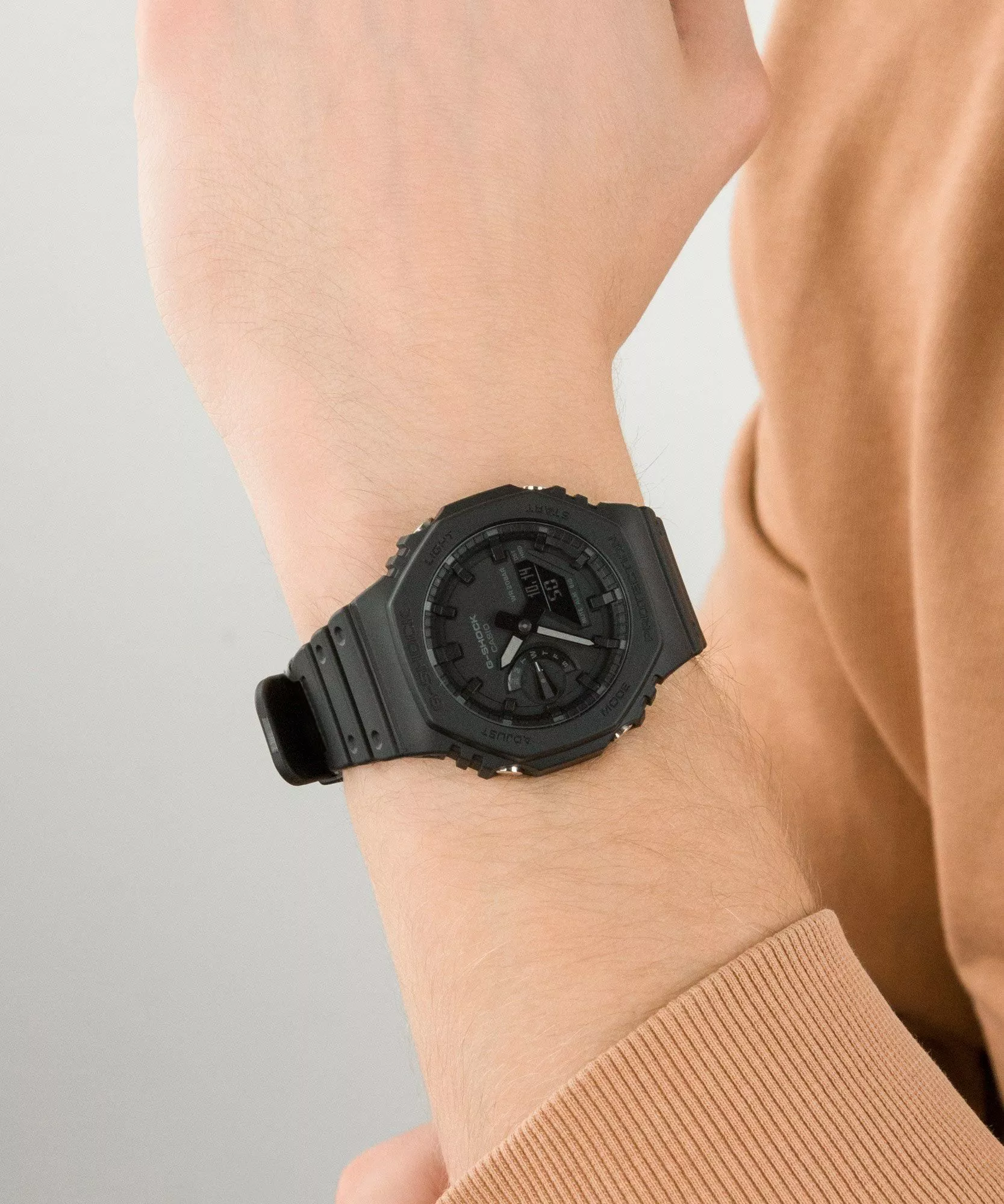 zegarek-meski-casio-g-shock-original-perfect-balance-carbon-core-guard-ga-2100-1a1er_1